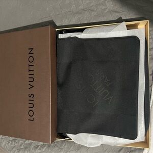 Louis Vuitton Canvas Terre Damier Geant Messenger Bag